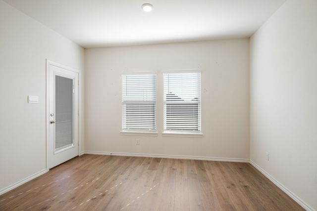 612 Gracious Glen, Lavon, TX 75166