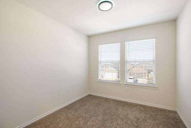 612 Gracious Glen, Lavon, TX 75166