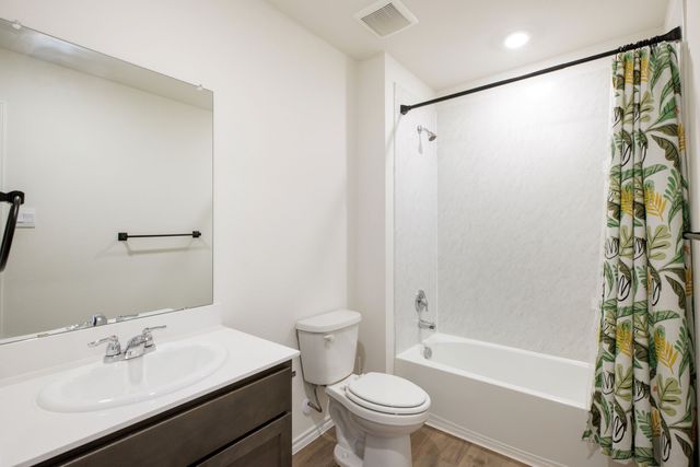 612 Gracious Glen, Lavon, TX 75166