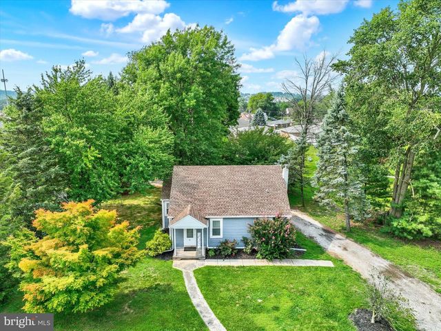 21 OAK ST, York, PA 17402
