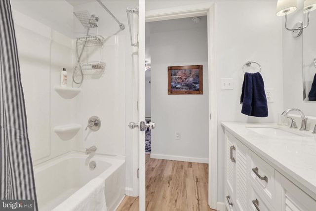 21 OAK ST, York, PA 17402