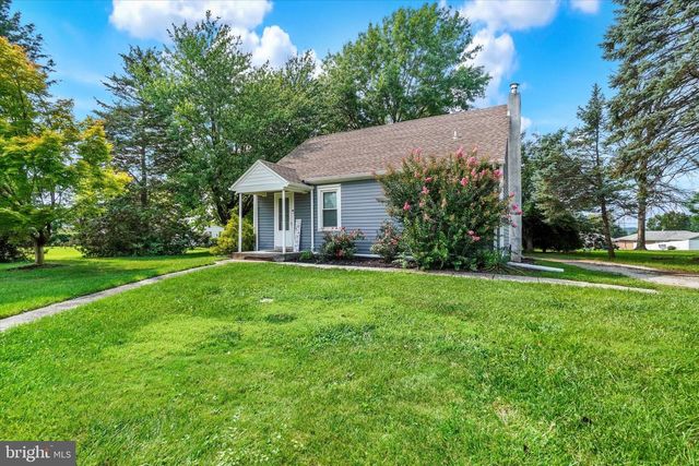 21 OAK ST, York, PA 17402