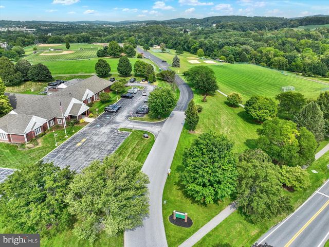 21 OAK ST, York, PA 17402
