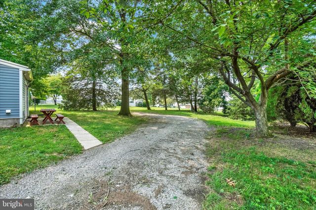 21 OAK ST, York, PA 17402