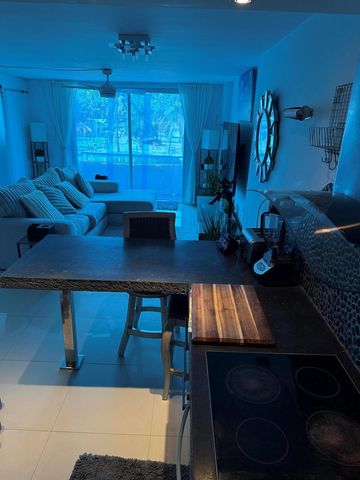 465 OCEAN Drive 320, Miami Beach, FL 33139