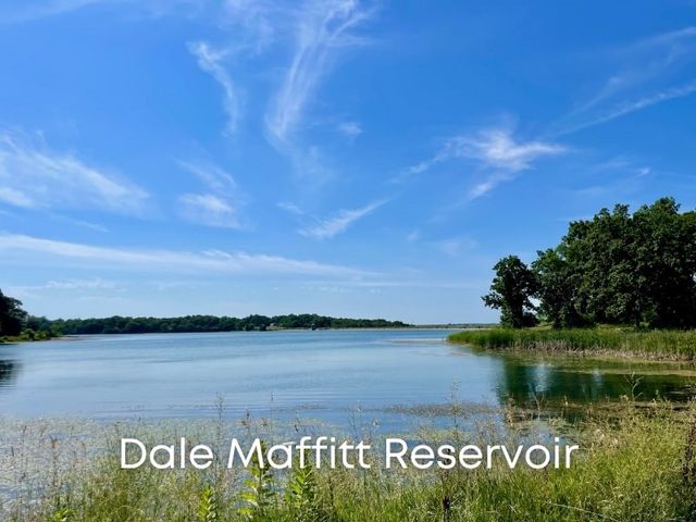 5663 SW Maffitt Lake Road, West Des Moines, IA 50265