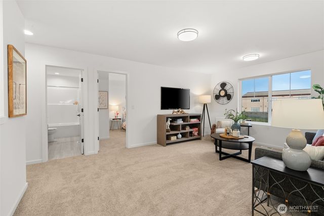 3201 219th Avenue E, Lake Tapps, WA 98391