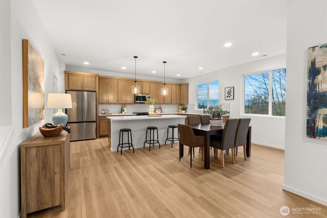 3201 219th Avenue E, Lake Tapps, WA 98391