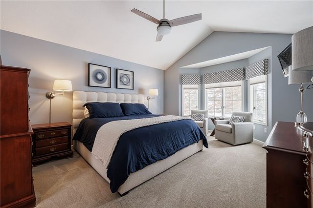 51 Walnut Hill Dr, Penfield, NY 14526