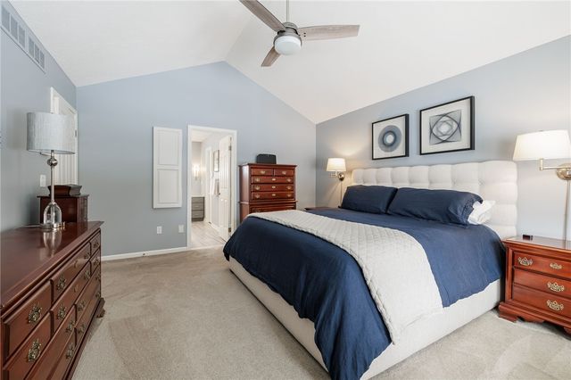 51 Walnut Hill Dr, Penfield, NY 14526