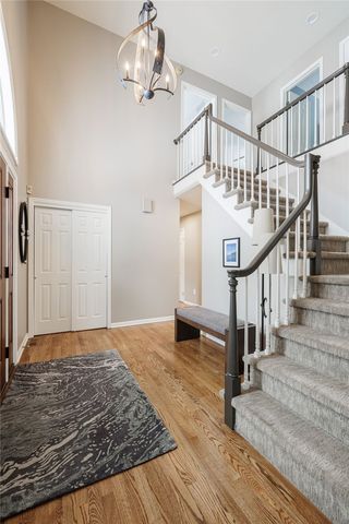 51 Walnut Hill Dr, Penfield, NY 14526