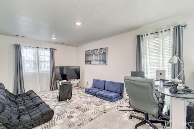 4393 Redwater, Meridian, ID 83642