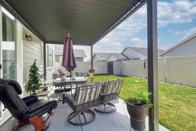 4393 Redwater, Meridian, ID 83642