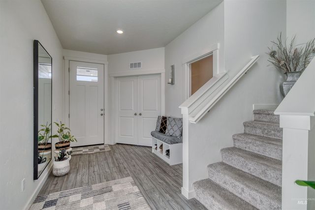 4393 Redwater, Meridian, ID 83642