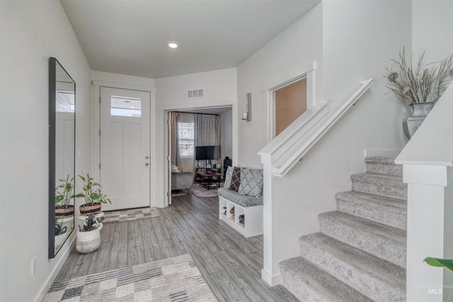 4393 Redwater, Meridian, ID 83642