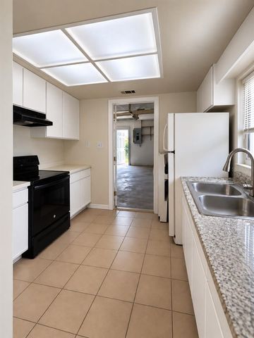 2116 SAND RUN ROAD, Kissimmee, FL 34744