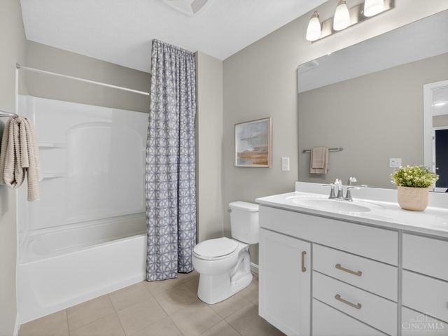 5467 Pacific Crest Lane, Fairfield Twp, OH 45011