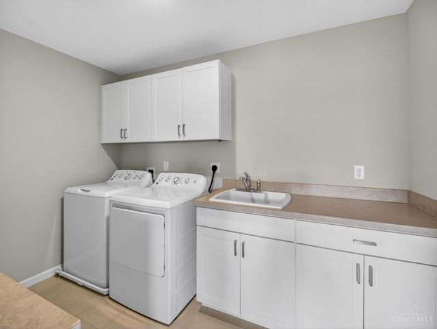 5467 Pacific Crest Lane, Fairfield Twp, OH 45011