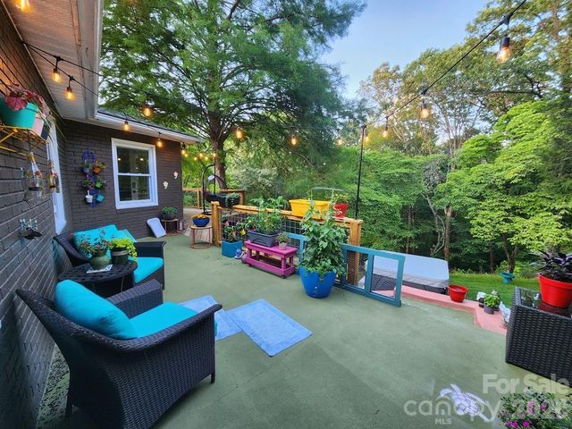 249 Gudger Hill Road, Cullowhee, NC 28723