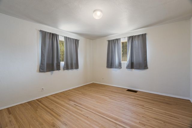 445 Graceland Drive SE, Albuquerque, NM 87108