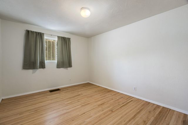 445 Graceland Drive SE, Albuquerque, NM 87108