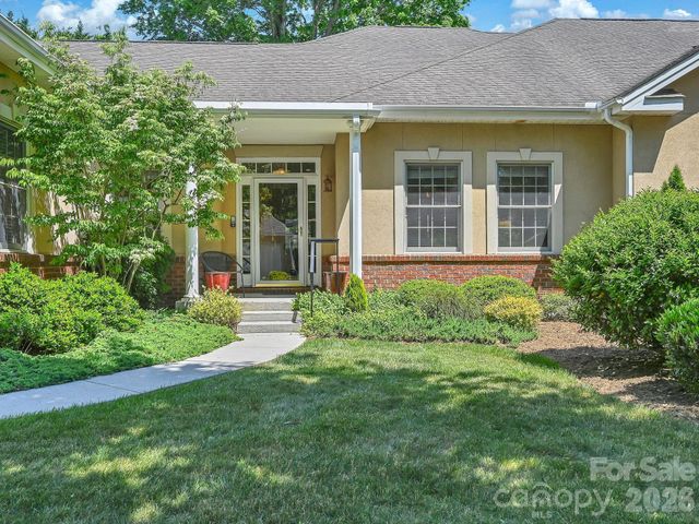 18 Boddington Court, Asheville, NC 28803