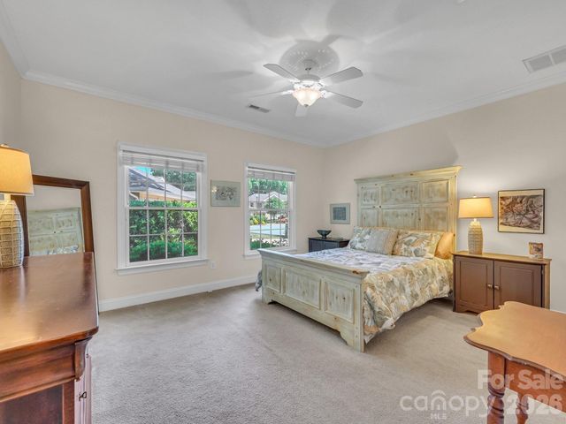 18 Boddington Court, Asheville, NC 28803