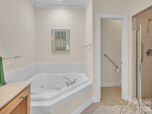 18 Boddington Court, Asheville, NC 28803