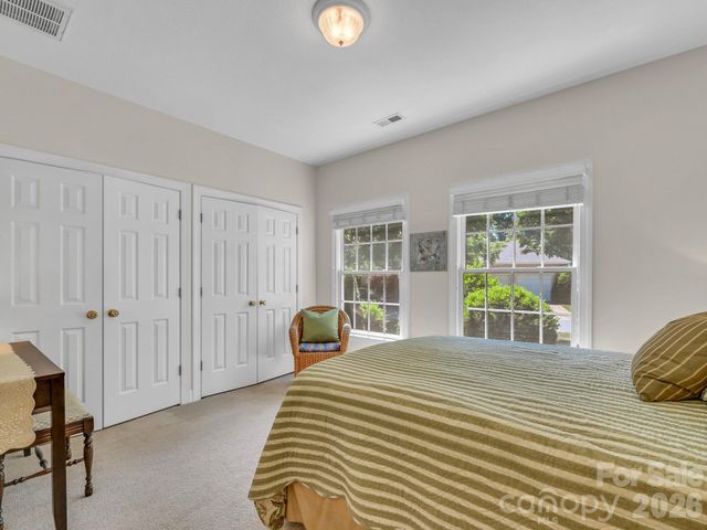 18 Boddington Court, Asheville, NC 28803