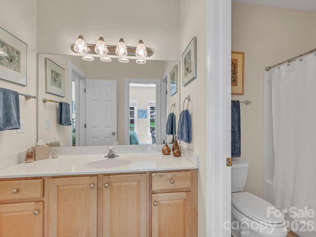 18 Boddington Court, Asheville, NC 28803