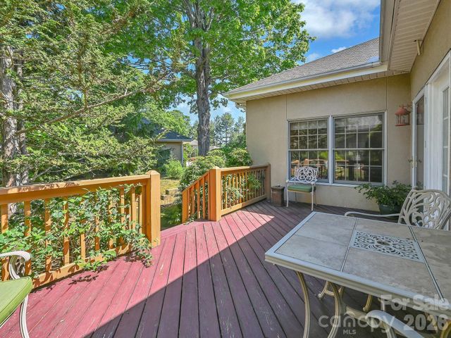 18 Boddington Court, Asheville, NC 28803