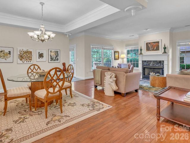 18 Boddington Court, Asheville, NC 28803