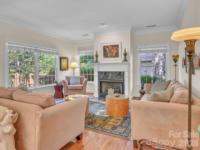 18 Boddington Court, Asheville, NC 28803