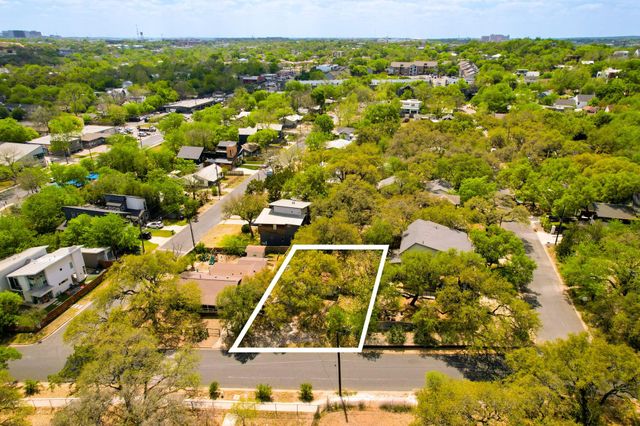 703 Herndon LN, Austin, TX 78704