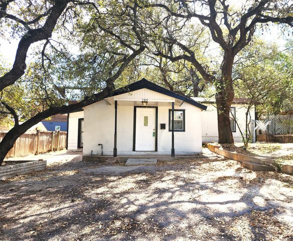 703 Herndon LN, Austin, TX 78704