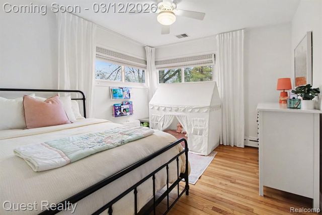 28094 Wildwood Trail, Farmington, MI 48336