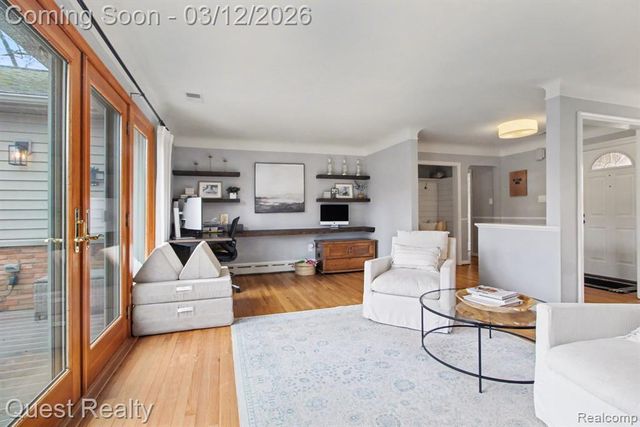 28094 Wildwood Trail, Farmington, MI 48336