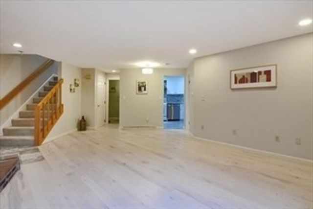 5 Treetop Park 5, Westborough, MA 01581