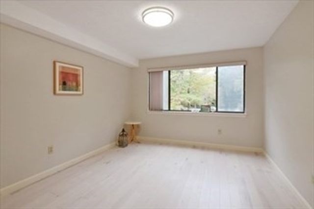 5 Treetop Park 5, Westborough, MA 01581