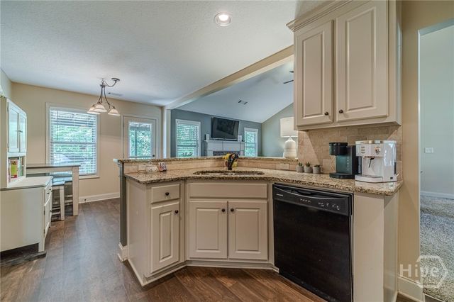 801 Rouse Circle, Hoschton, GA 30548