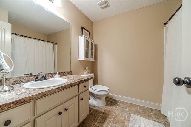 801 Rouse Circle, Hoschton, GA 30548