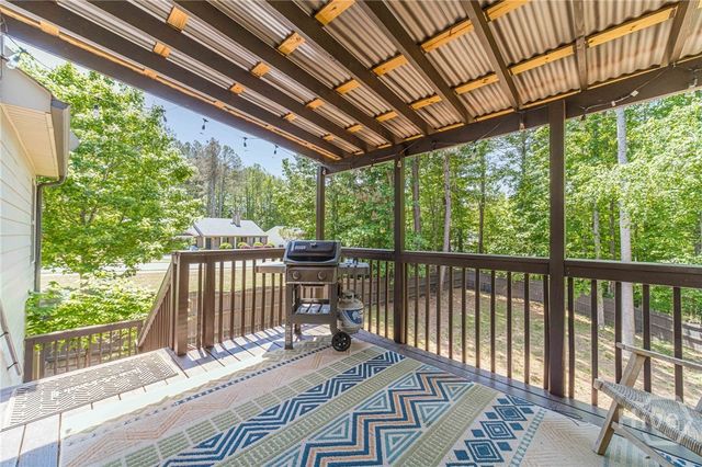 801 Rouse Circle, Hoschton, GA 30548