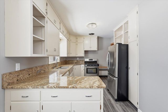 1627 14th Avenue S, Saint Cloud, MN 56301