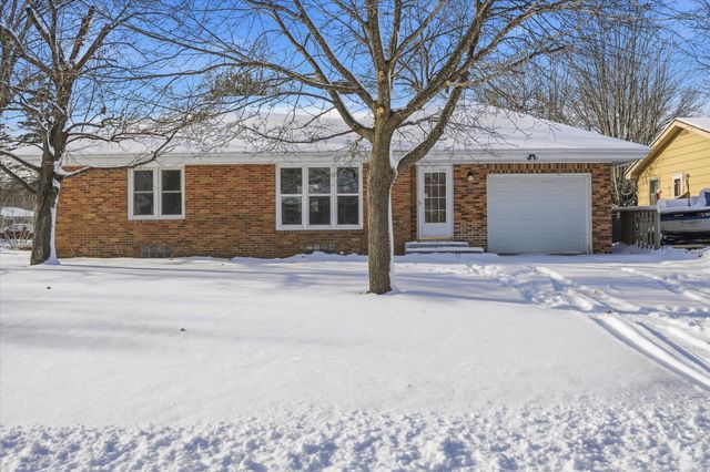 1627 14th Avenue S, Saint Cloud, MN 56301