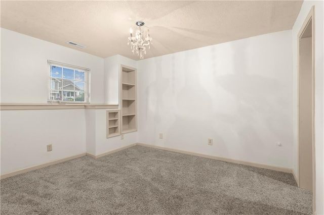 1002 SW Eagle Drive, Oak Grove, MO 64075