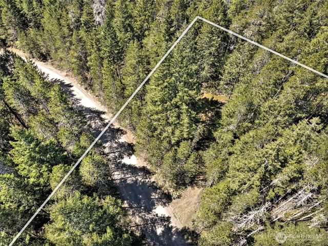 1161 NE Toonerville Drive, Belfair, WA 98528