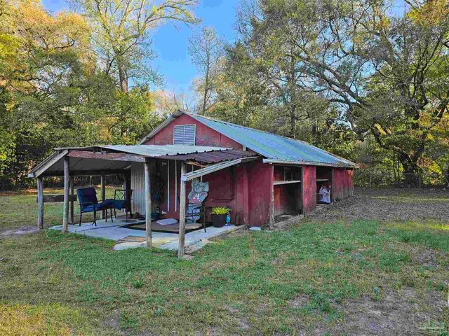 641 E Johnson Ave, Pensacola, FL 32514