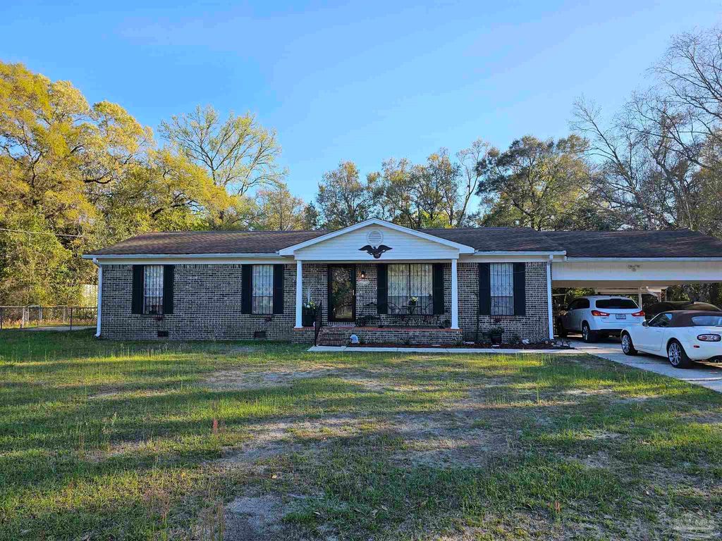 641 E Johnson Ave, Pensacola, FL 32514