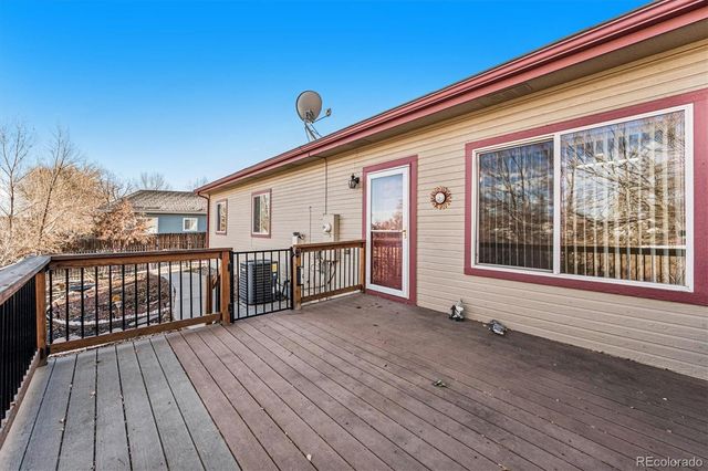 8553 W 48th Place, Arvada, CO 80002