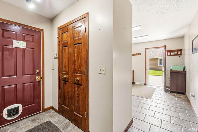 60955 Whispering Hills Drive, South Bend, IN 46614